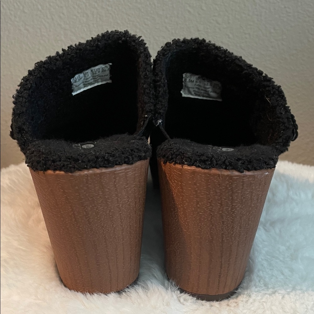 Dr. Scholl's Black and Brown Mules with Buckle size 8.5 - Picture 6 of 9